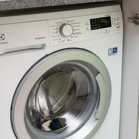 Apartment Rent Like - Lucka 18 Na Zicher *