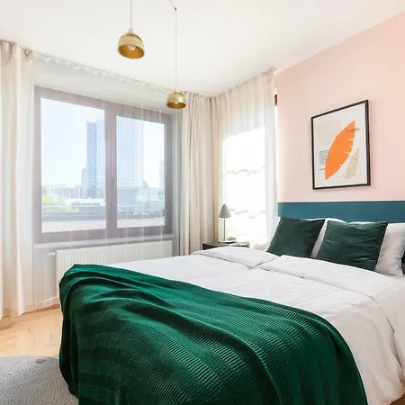 Apartment Rent Like - Lucka 18 Na Zicher